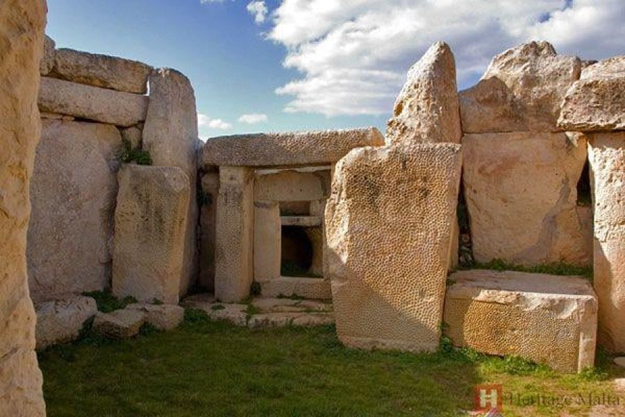 Mnajdra temple are prehistoric stone temples located in the south of Malta